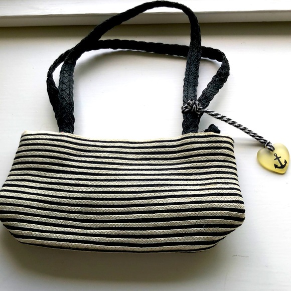 Liz Claiborne Handbags - Small Liz Claiborne Purse